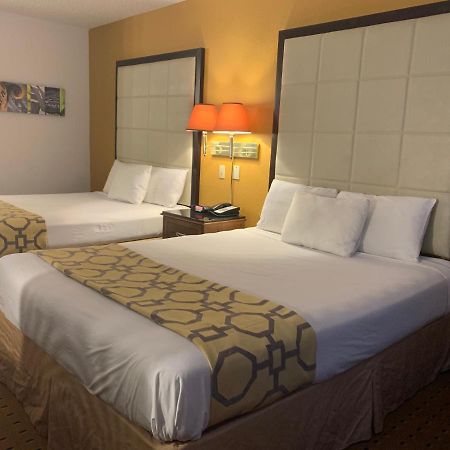 Brentwood Inn & Suites Гоббс Екстер'єр фото